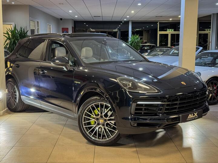 Porsche Cayenne 3.0 V6 E-Hybrid 17.9kWh TiptronicS 4WD Euro 6 (s/s) 5dr (3.6kW Charger)
