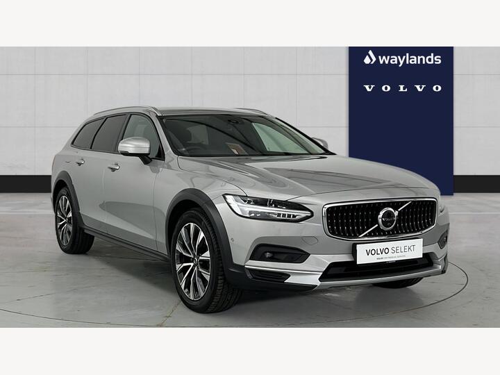 Volvo V90 Cross Country 2.0 B5 MHEV Plus Auto AWD Euro 6 (s/s) 5dr