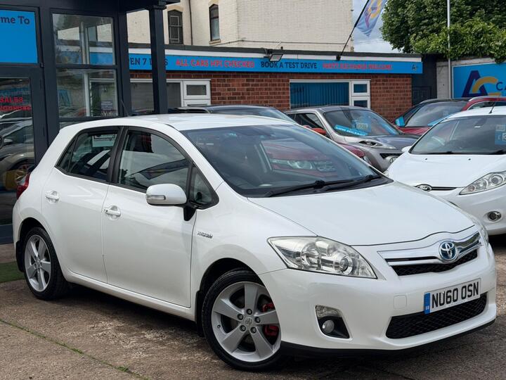Toyota Auris 1.8 VVT-h T Spirit CVT Euro 5 (s/s) 5dr