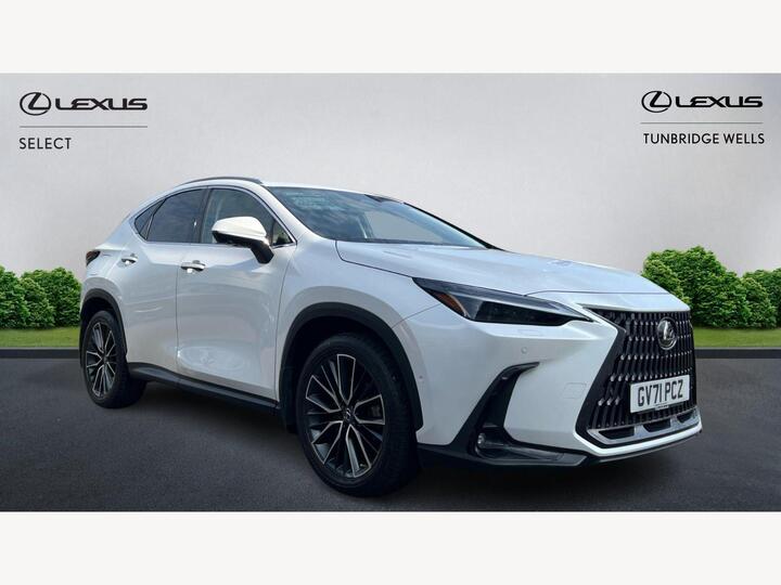 Lexus NX 2.5 450h+ 18.1kWh Takumi E-CVT 4WD Euro 6 (s/s) 5dr