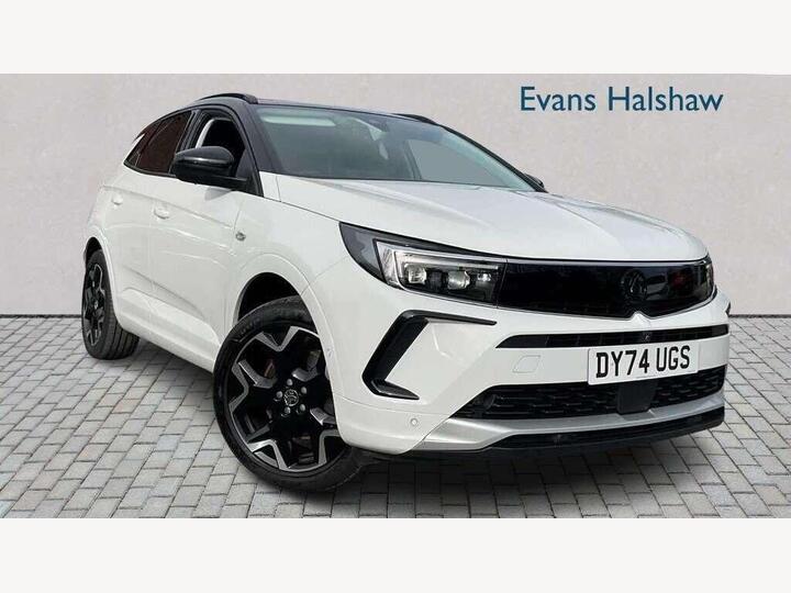 Vauxhall GRANDLAND HATCHBACK 1.6 14.2kWh Ultimate Auto Euro 6 (s/s) 5dr