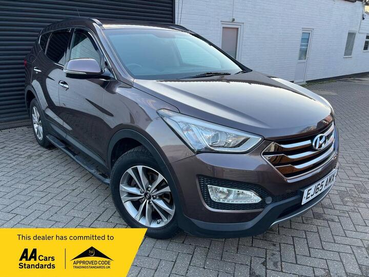 Hyundai Santa Fe 2.2 CRDi Premium Auto 4WD Euro 5 5dr (7 Seat) Hyundai Santa Fe 2.2 CRDi Premium Auto 4WD Euro 5 5dr (7 Seat)