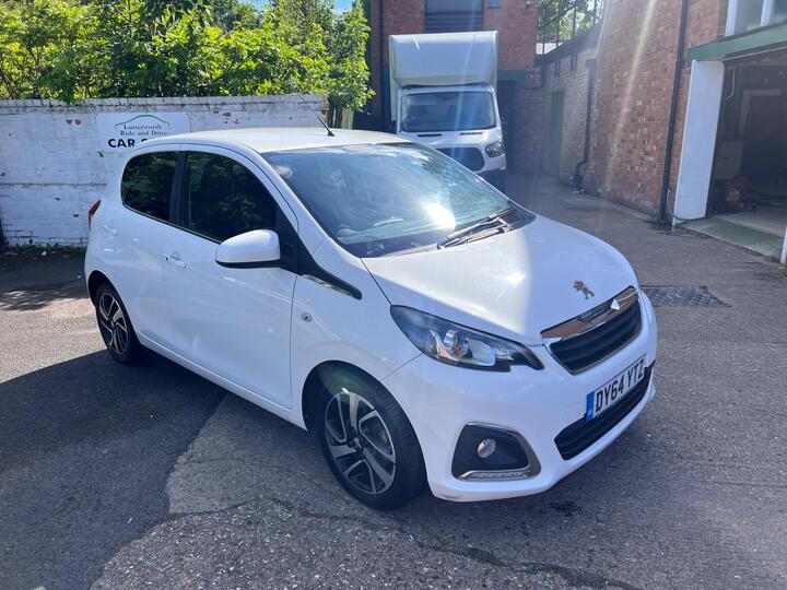 Peugeot 108 1.2 VTi PureTech Allure Euro 5 5dr Peugeot 108 1.2 VTi PureTech Allure Euro 5 5dr