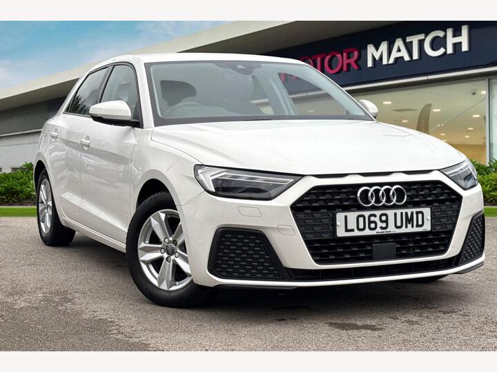 Audi A1 1.0 TFSI 25 Technik Sportback Euro 6 (s/s) 5dr