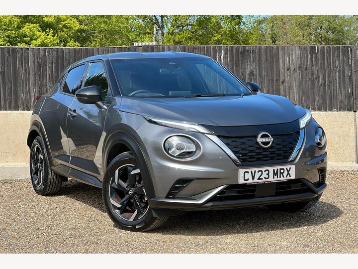 Nissan Juke 1.6 N-Connecta Auto Euro 6 5dr