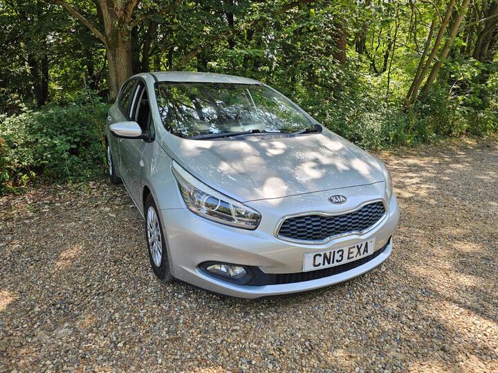 Kia Ceed 1.4 CRDi 1 Euro 5 5dr