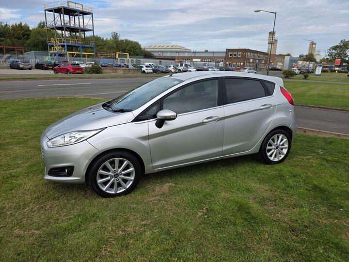Ford Fiesta 1.0T EcoBoost Titanium Powershift Euro 6 5dr