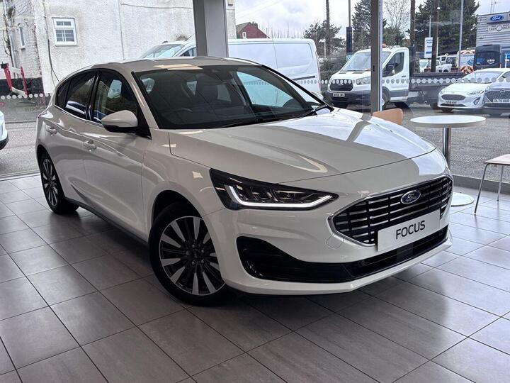 Ford FOCUS 1.0T EcoBoost MHEV Titanium DCT Euro 6 (s/s) 5dr