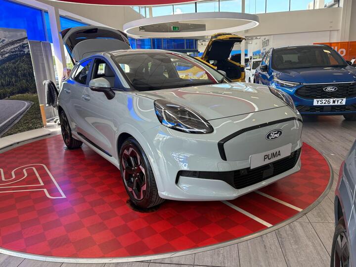 Ford Puma Gen-E Standard Range 46.8kWh Premium Auto 5dr