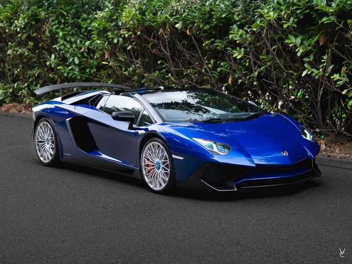 Lamborghini Aventador 6.5 V12 LP 750-4 Superveloce Roadster ISR 4WD Euro 6 2dr Lamborghini Aventador 6.5 V12 LP 750-4 Superveloce Roadster ISR 4WD Euro 6 2dr