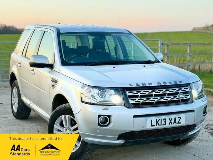 Land Rover Freelander 2.2 TD4 XS 4WD Euro 5 (s/s) 5dr Land Rover Freelander 2.2 TD4 XS 4WD Euro 5 (s/s) 5dr