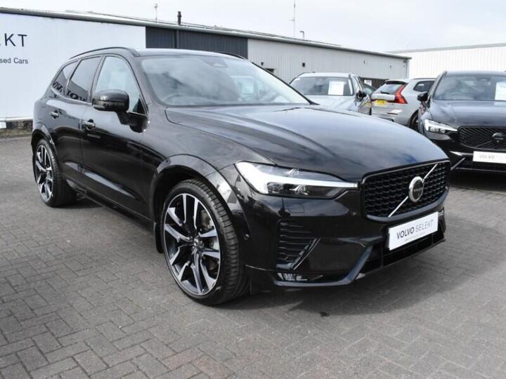Volvo XC60 2.0 B5 MHEV Ultra Dark Auto AWD Euro 6 (s/s) 5dr
