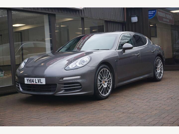 Porsche Panamera 3.0 V6 4S PDK 4WD Euro 5 (s/s) 5dr