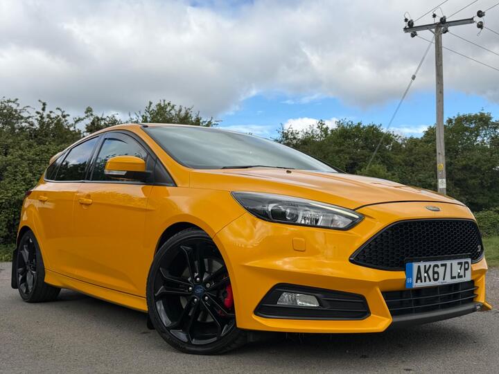 Ford Focus 2.0T EcoBoost ST-3 Euro 6 (s/s) 5dr