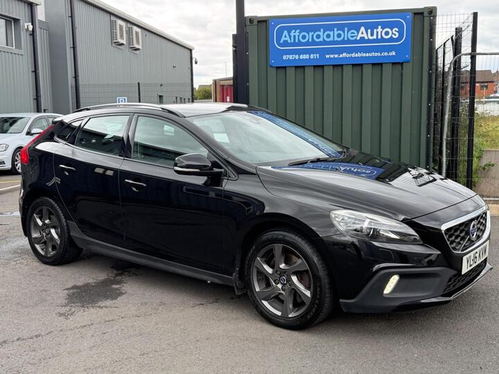 Volvo V40 Cross Country 2.0 D2 Lux Euro 6 (s/s) 5dr