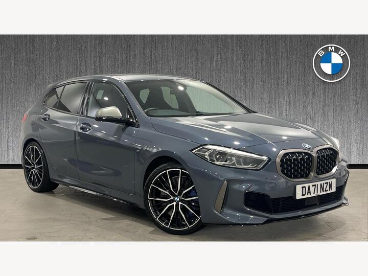 BMW 1 Series 2.0 M135i Auto XDrive Euro 6 (s/s) 5dr BMW 1 Series 2.0 M135i Auto XDrive Euro 6 (s/s) 5dr
