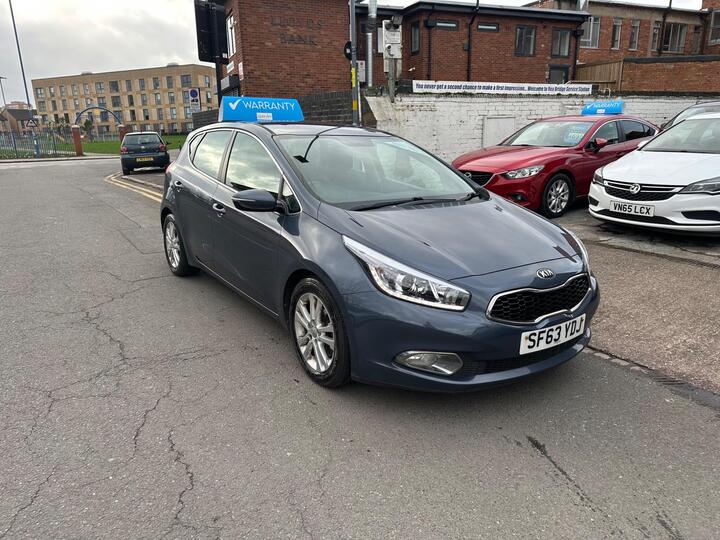Kia Ceed 1.6 CRDi EcoDynamics 2 Euro 5 (s/s) 5dr
