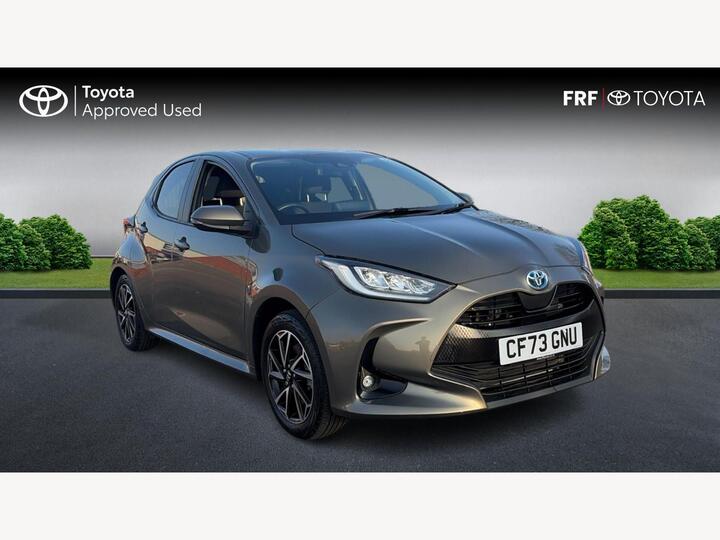 Toyota Yaris 1.5 VVT-h Design E-CVT Euro 6 (s/s) 5dr