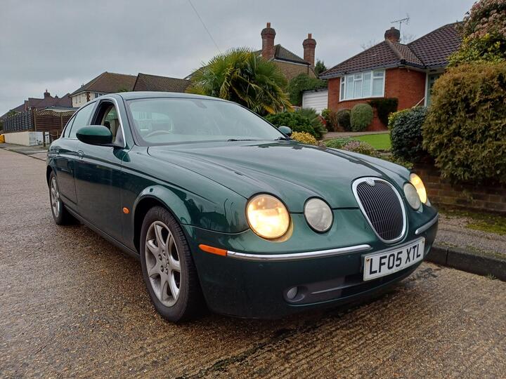Jaguar S-Type 2.7D V6 SE 4dr