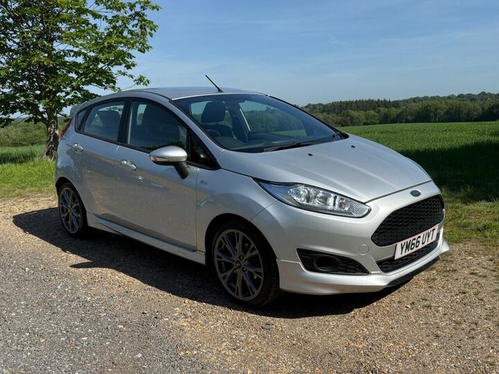 Ford FIESTA 1.5 TDCi ST-Line Euro 6 5dr