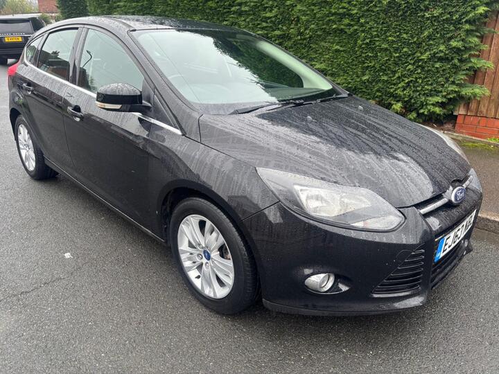 Ford Focus 1.0T EcoBoost Titanium Navigator Euro 5 (s/s) 5dr