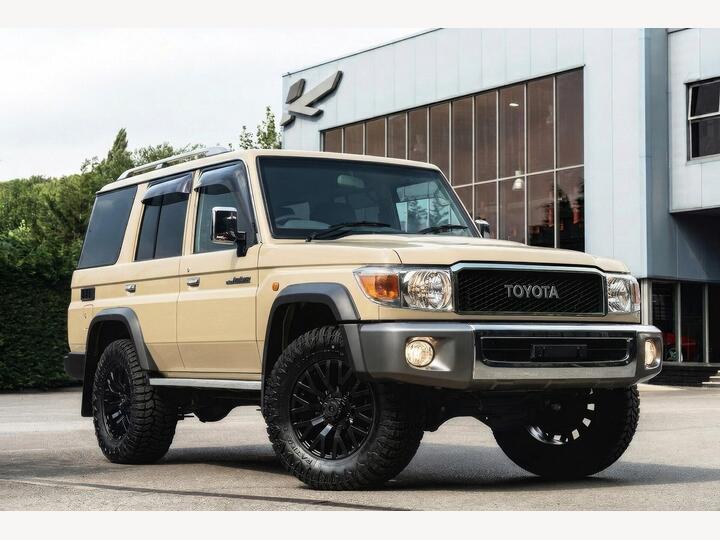 Toyota Land Cruiser 70 Series 4.0 V6 5dr