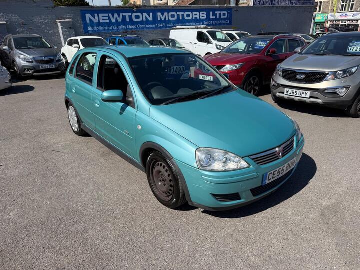 Vauxhall Corsa 1.2i 16v Design 5dr (a/c) Vauxhall Corsa 1.2i 16v Design 5dr (a/c)