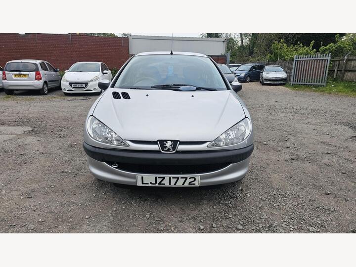 Peugeot 206 1.4 Urban 3dr Peugeot 206 1.4 Urban 3dr