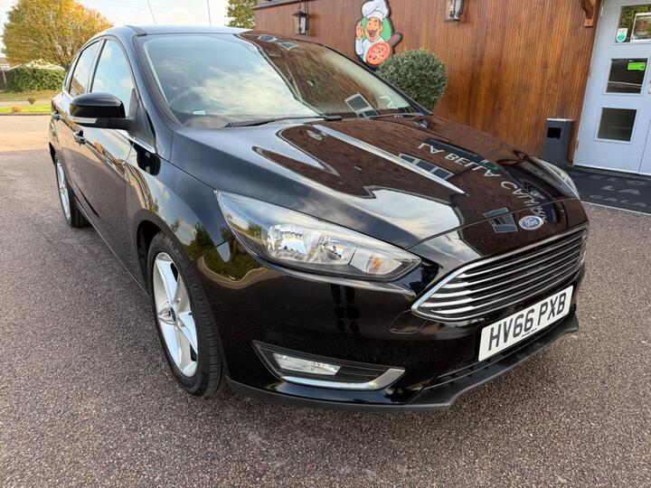 Ford Focus 1.0T EcoBoost Titanium Euro 6 (s/s) 5dr