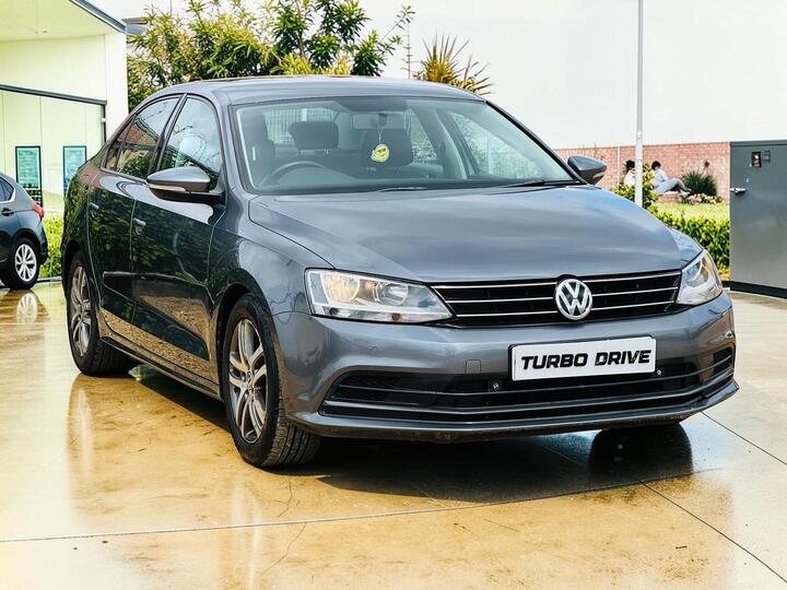 Volkswagen Jetta 2.0 TDI BlueMotion Tech SE Euro 6 (s/s) 4dr