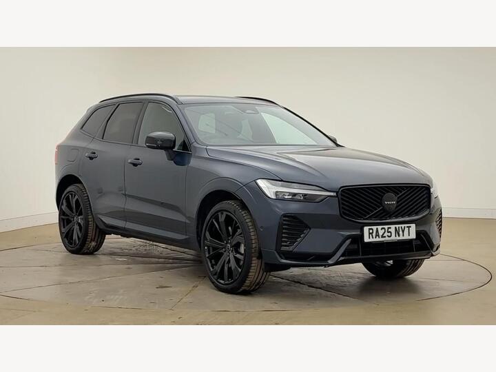 Volvo XC60 2.0 B5 MHEV Plus Black Edition Auto AWD Euro 6 (s/s) 5dr