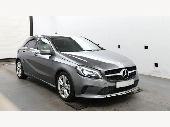 Mercedes-Benz A-CLASS 1.5 A180d Sport (Premium) Euro 6 (s/s) 5dr