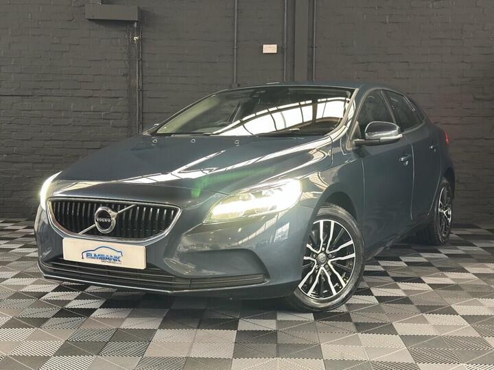 Volvo V40 2.0 T2 GPF Momentum Euro 6 (s/s) 5dr