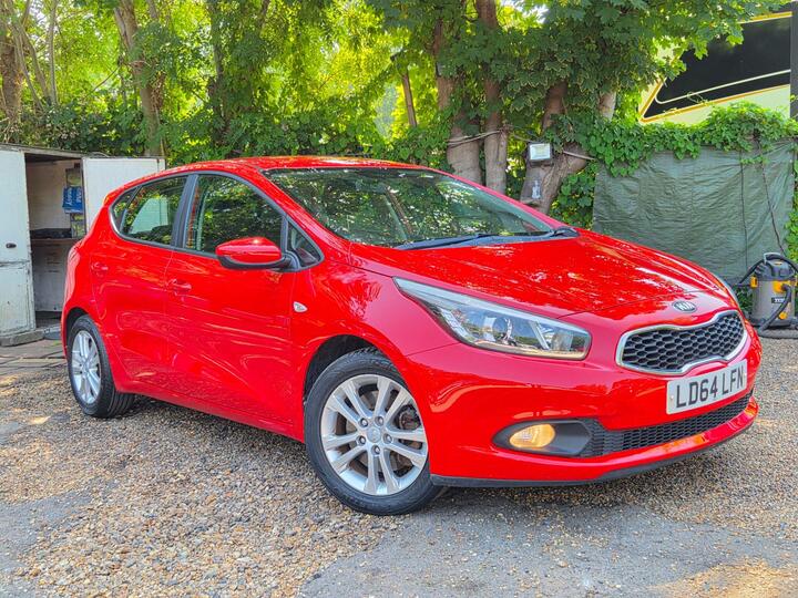 Kia Ceed 1.4 VR7 Euro 5 5dr