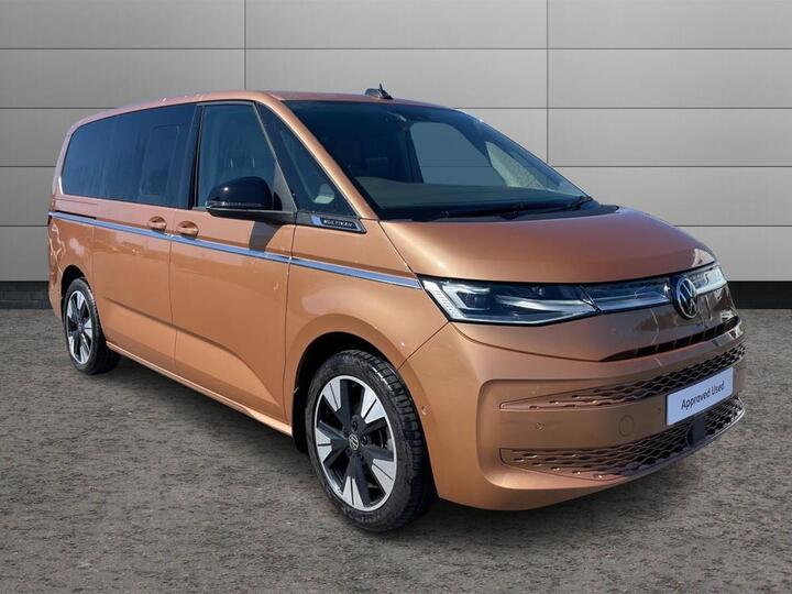 Volkswagen Multivan 2.0 TSI Style Long MPV DSG Euro 6 (s/s) 5dr Volkswagen Multivan 2.0 TSI Style Long MPV DSG Euro 6 (s/s) 5dr