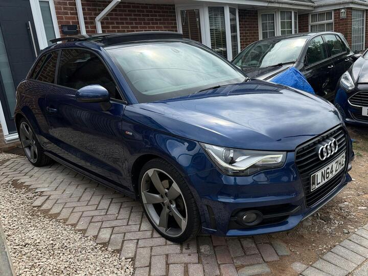 Audi A1 1.4 TFSI CoD Black Edition S Tronic Euro 5 (s/s) 3dr