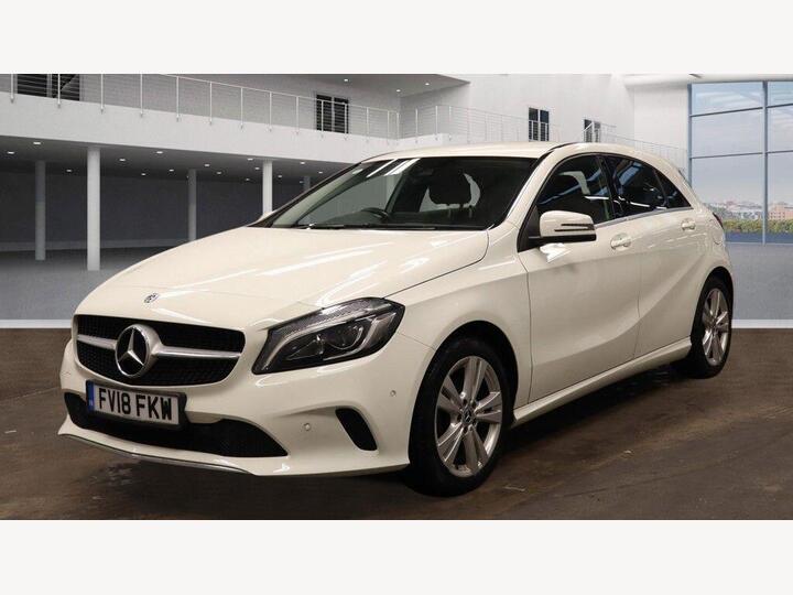 Mercedes-Benz A-CLASS 1.5 A180d Sport (Premium) 7G-DCT Euro 6 (s/s) 5dr