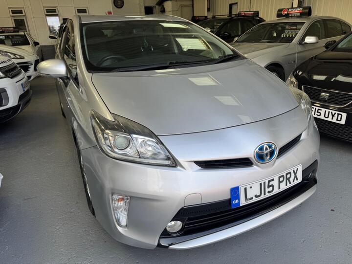 Toyota Prius 1.8 VVT-h T Spirit Hatchback 5dr Petrol Hybrid CVT Euro 5 (s/s) (136 Ps)