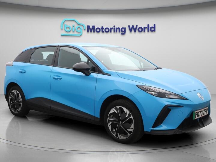 MG MG4 64kWh SE Long Range Auto 5dr