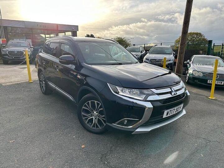 Mitsubishi Outlander 2.2 DI-D 4 4WD Euro 6 (s/s) 5dr Mitsubishi Outlander 2.2 DI-D 4 4WD Euro 6 (s/s) 5dr