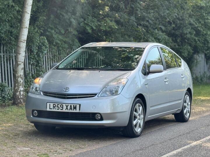 Toyota Prius 1.5 T Spirit CVT 5dr