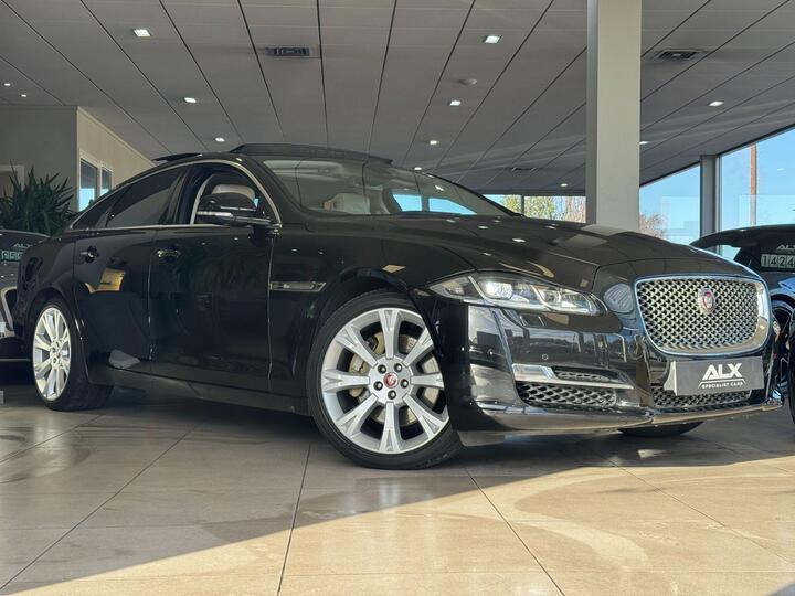Jaguar XJ 3.0d V6 Portfolio Auto Euro 6 (s/s) 4dr