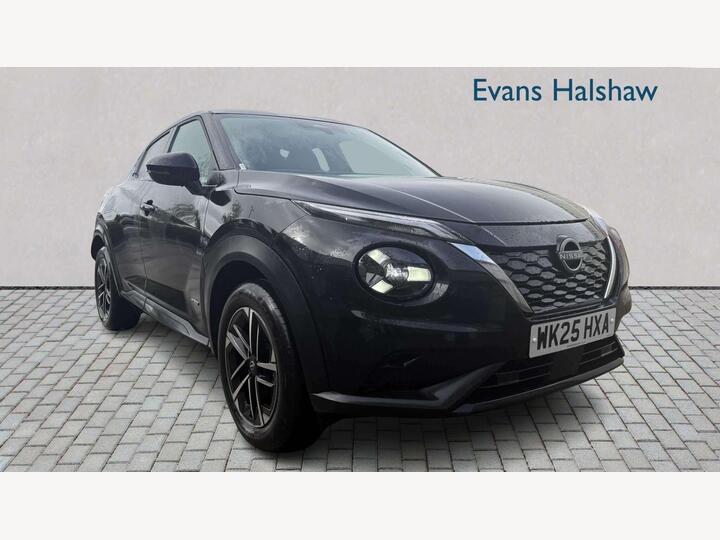 Nissan JUKE HATCHBACK 1.6 N-Connecta Auto Euro 6 5dr
