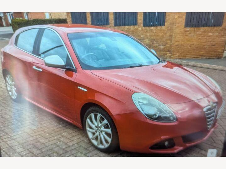 Alfa Romeo Giulietta 1.4 TB MultiAir Veloce TCT Euro 5 (s/s) 5dr Alfa Romeo Giulietta 1.4 TB MultiAir Veloce TCT Euro 5 (s/s) 5dr