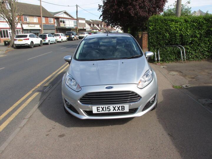 Ford Fiesta 1.0T EcoBoost Zetec Powershift Euro 5 5dr