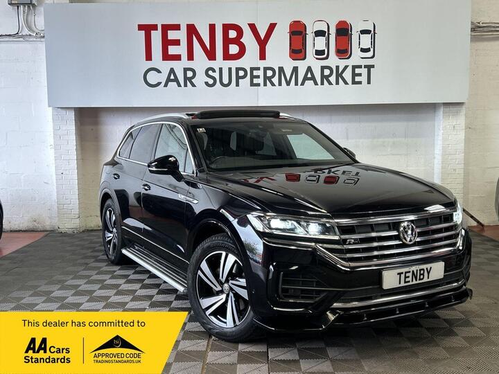 Volkswagen TOUAREG 3.0 TDI V6 R-Line Tech Tiptronic 4Motion Euro 6 (s/s) 5dr