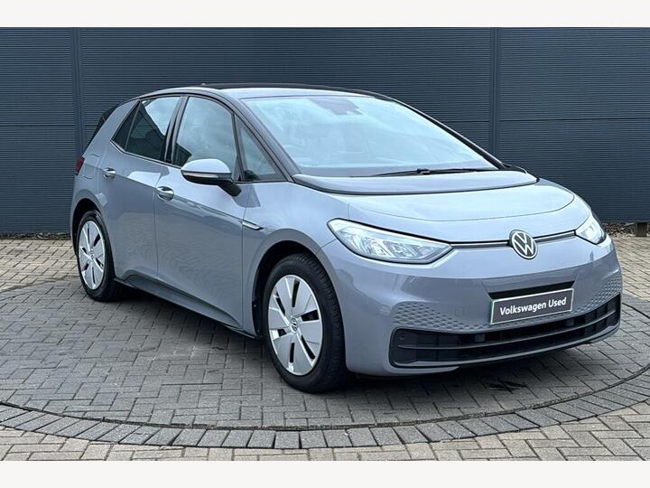 Volkswagen ID.3 Pure Performance 45kWh Life Auto 5dr
