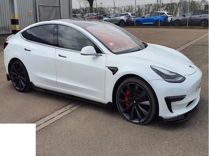 Tesla Model 3 (Dual Motor) Performance Auto 4WDE 4dr (Performance Upgrade)