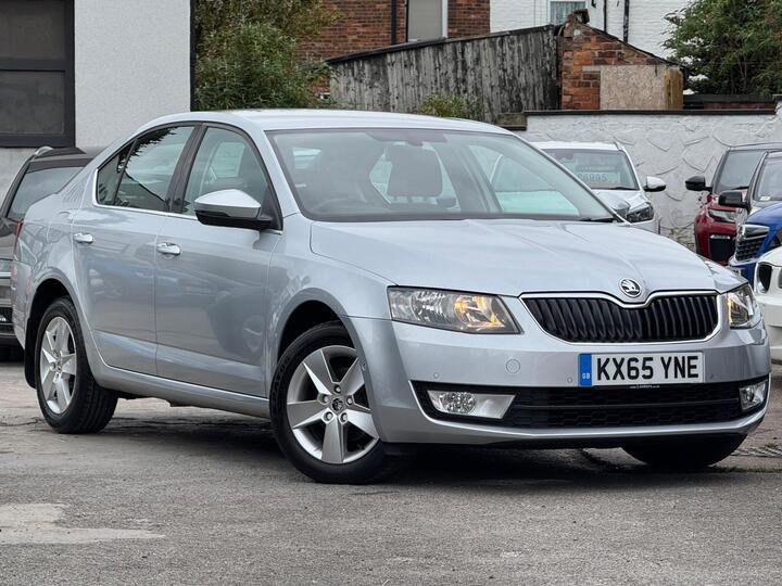 Skoda Octavia 1.6 TDI SE Business DSG Euro 6 (s/s) 5dr