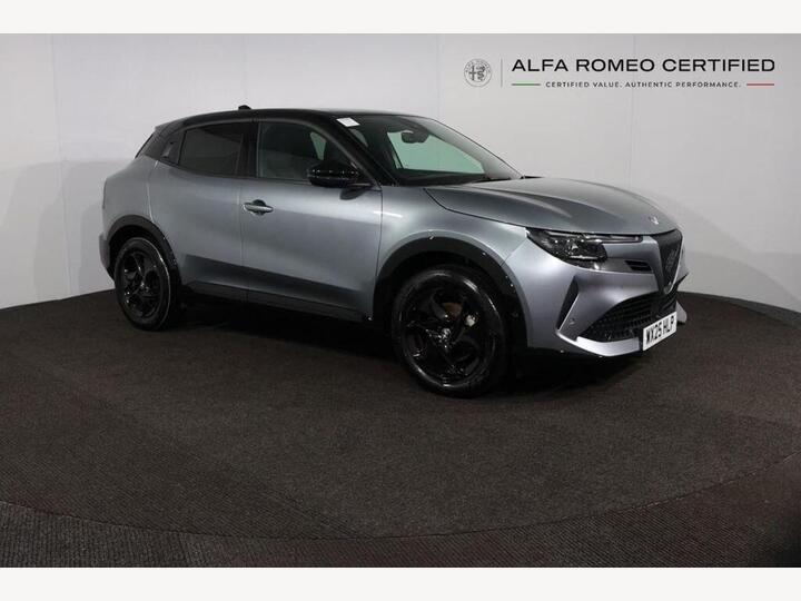 Alfa Romeo Junior 1.2 MHEV Ibrida E-DCT Euro 6 (s/s) 5dr
